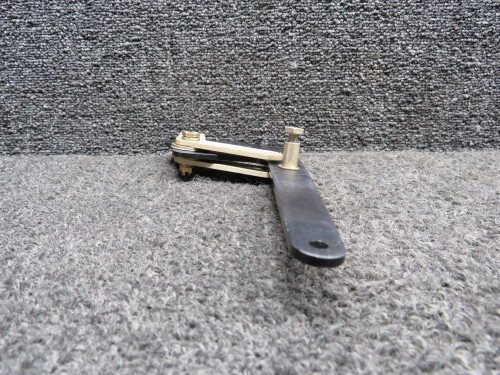 15587-001 (Use: 15587-002) Cirrus SR22 Power Lever with Cam Followers