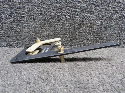 15587-001 (Use: 15587-002) Cirrus SR22 Power Lever with Cam Followers