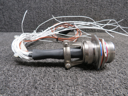 AE83385K2028N Aero-Electric Plug