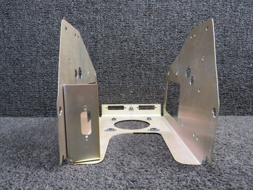 127027G Cirrus SR22 Radio Module Center Console Panel Fwd