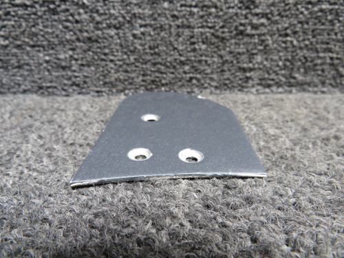 20270-004 Cirrus SR22 Plate Cover Hinge Upper RH