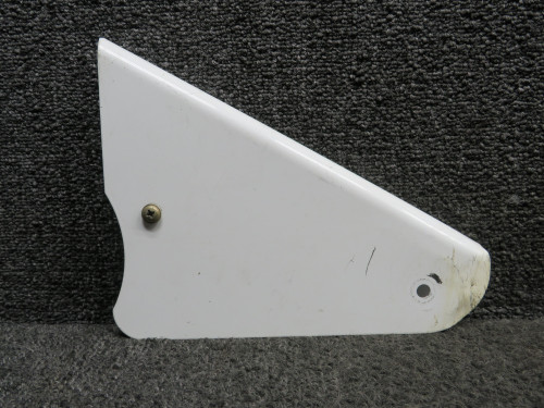 15065-003 (Use: 16669-001) Cirrus SR22 Flap Hinge Fairing Outbd