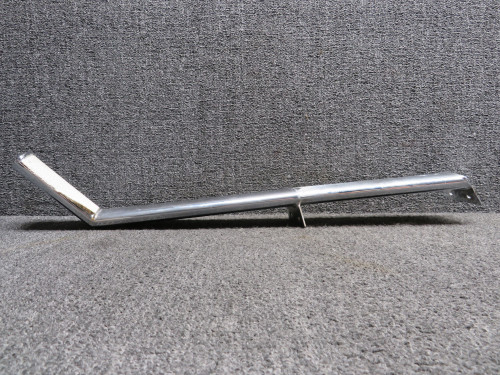 10689-004 (Use: 10689-008) Cirrus SR22 Step Assembly RH (Chrome)