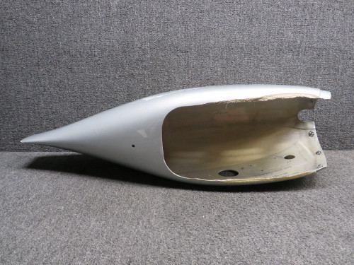 17473-001 Cirrus SR22 Nose Landing Gear Wheel Pant Assembly (Minus Fwd Half)