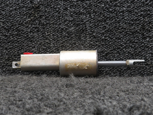 9882010-814 Cessna 177B Master Brake Cylinder