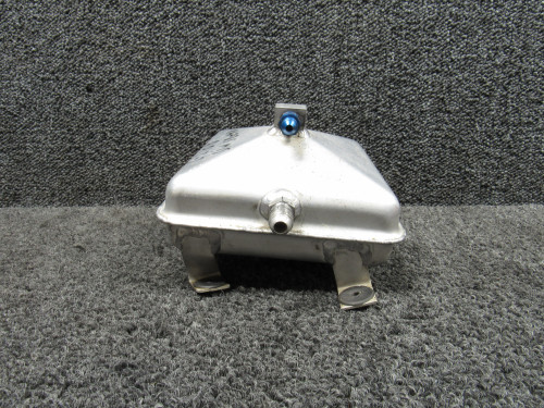 1216402-2 Cessna 210B Fuel Reservoir Assembly RH