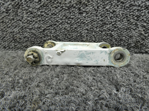 50-820105-5 (Cast: 60-820105) Beech Nose Landing Gear Steering Idler Link