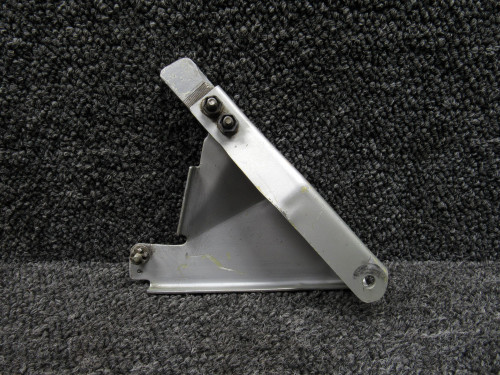 35-815077-3 Beech Landing Gear Uplock Bracket RH
