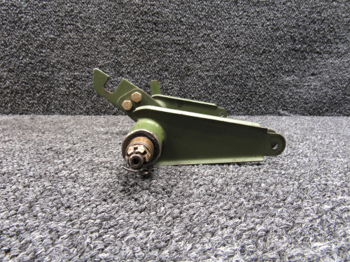 0813300-122 Cessna 310Q Uplock Torque Tube Weld Assembly