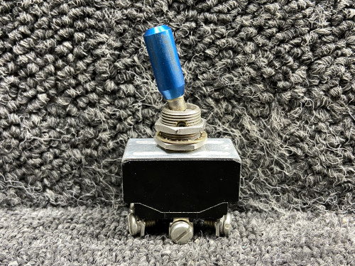 8906K1067 (Alt: 35-380053-1) Eaton Two Position Toggle Switch