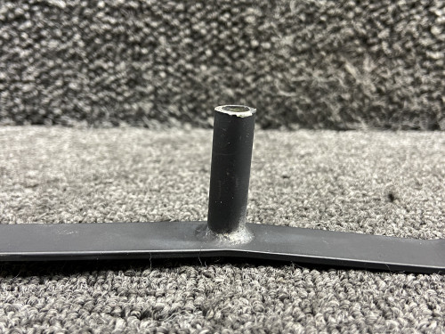106-524014-3 Beechcraft 58 Cowl Flap Control Lever RH
