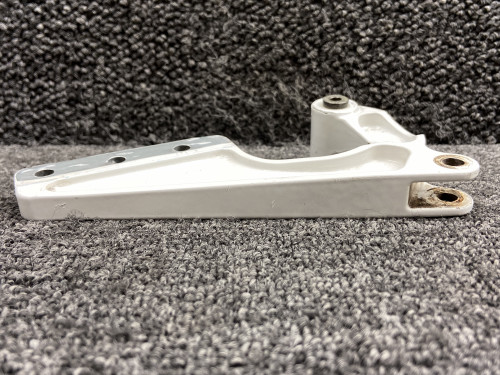LG-HG001-3 Beechcraft G58 Forward Main Gear Door Hinge LH