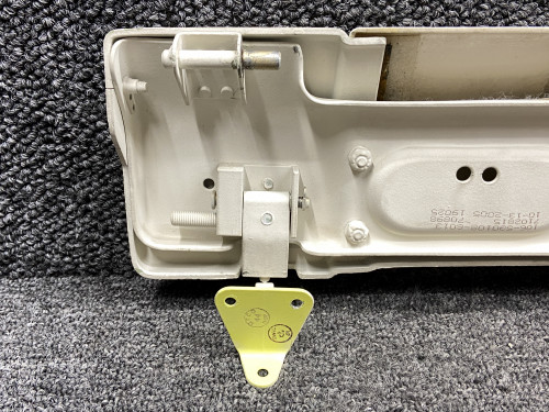 106-530128-1, A23092-5 Beechcraft G58 Emergency Exit Latch Assy w Hinges & Latch