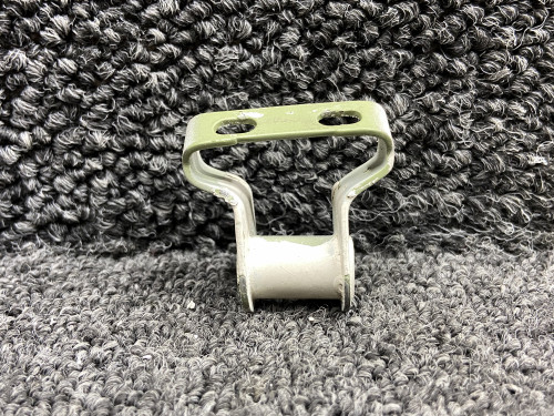 106-530103-8 Beechcraft G58 Forward Emergency Exit Latch Tube Support