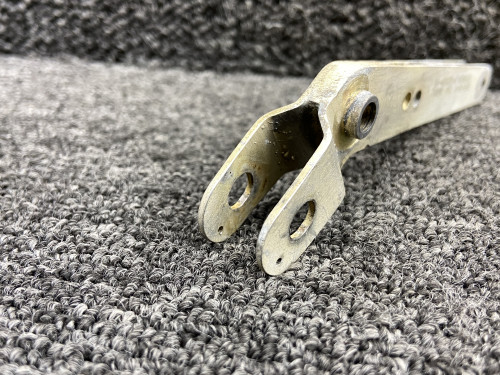 96-420033-47 Beechcraft G58 Cabin Door Latch Bellcrank