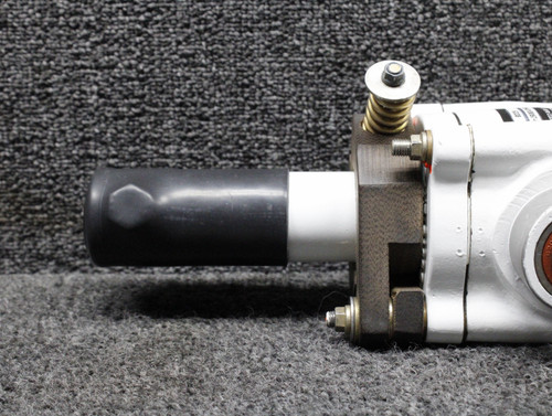 99-810057-654 Beechcraft KA-200 Main Gear Actuator RH Overhauled with 8130-3