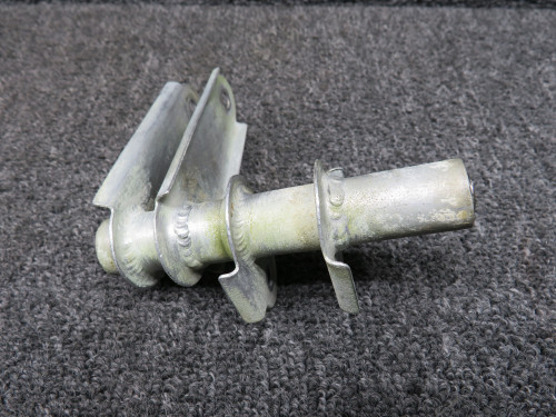 0862100-16 Cessna 414 Flap Bellcrank Assy RH (Outboard Wing, Outboard)