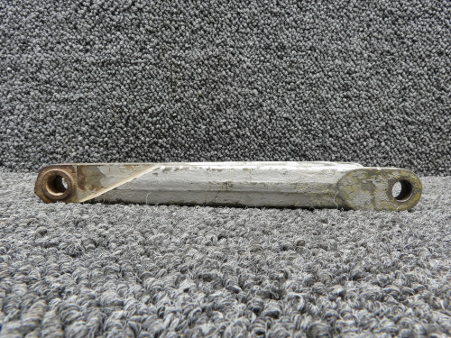 016A-39264-5 Mitsubishi MU2 Lower Torque Link