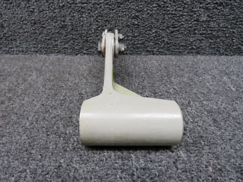 0841104-3 (Cast: 0841104-497) Cessna 414 Main Landing Gear Bellcrank LH
