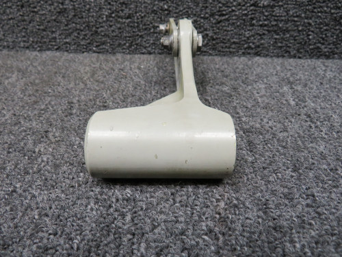0841104-4 (Cast: 0841104-498) Cessna 414 Main Landing Gear Bellcrank RH