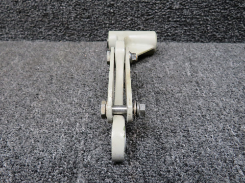 0841104-4 (Cast: 0841104-498) Cessna 414 Main Landing Gear Bellcrank RH