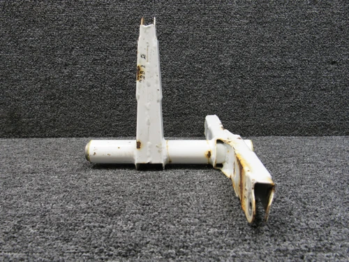 2622083-18 (Use: 2622311-16) Cessna 208B Inboard Flap Bellcrank Assembly
