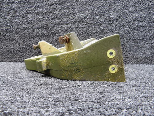 99-620011-2 Beechcraft Elevator Horizontal Support Hinge Assembly RH