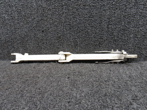 0841103-8, 0841102-4 Cessna 310 Main Gear Upper & Lower Side Link Assembly RH