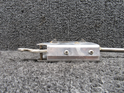 0811557-1 Cessna 310P Cabin Door Upper Latch Assembly