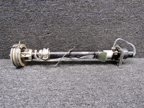 1260140-8, 1260112-1, 0760643-5 Cessna T210L Control Column Tube Assembly