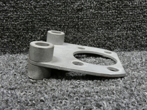 B-30649 Cessna Torque Plate Assembly RH (Distance: 2.225”, Thickness: 1.067”)