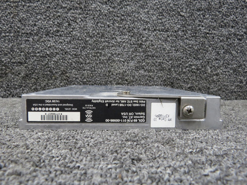 011-00986-00 Garmin GDL-69 XM Weather Interface-Satellite Radio w Tray (14-28V)