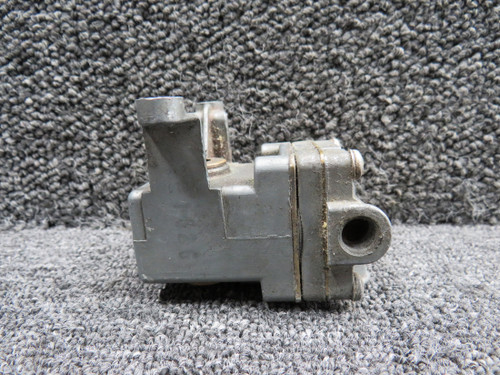 721526 (Use: G721526) Stewart Warner Heater Fuel Pump Assembly (Core)