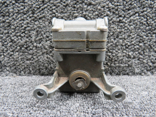 721526 (Use: G721526) Stewart Warner Heater Fuel Pump Assembly (Core)