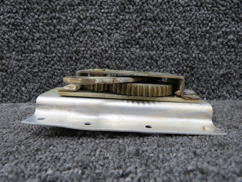 1M2-3, 5015083-2 Airborne Fuel Selector Assembly with Bracket LH