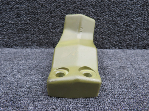0741053-2 Cessna 182 Main Landing Gear Axle Fitting RH (Zinc Chromate)