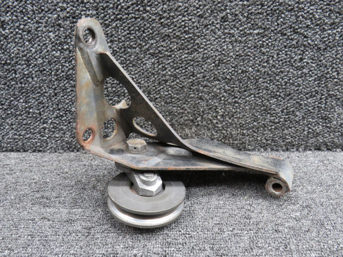 99763-000 Lycoming IO-540-K1G5D Piper PA32R-301 Upper Compressor Bracket Assy