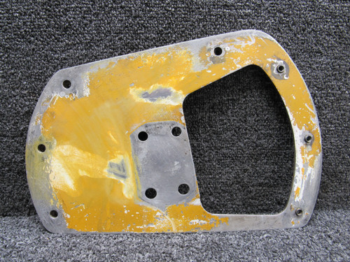 0441187-1 Cessna 150F Main Gear Wheel Pant Plate LH