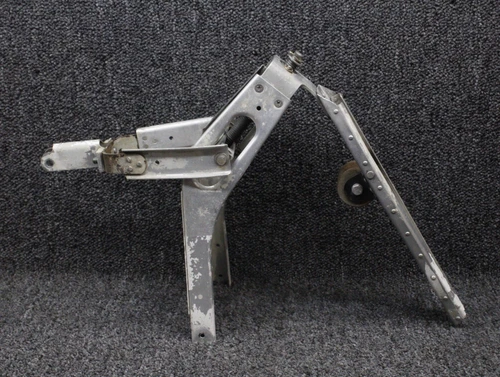 95999-000, 95266-000 Piper PA34-200T Stabilator Trim Bracket and Barrel Assembly