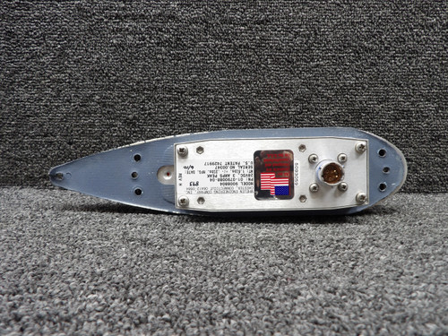 01-0790088-04 Whelen Engineering 9008804 Empennage Recognition Light Assembly