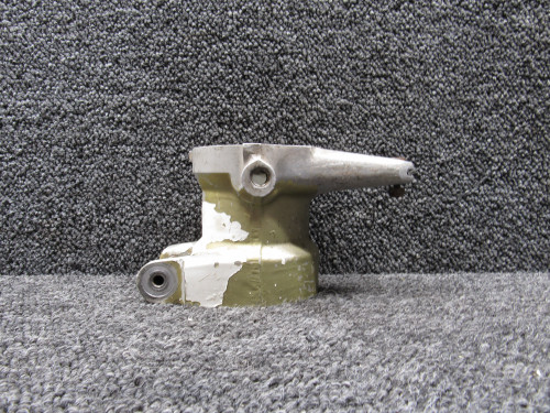 1743003-1 (Cast: 1743004-2F) Cessna 177B Nose Gear Steering Collar