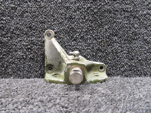 20760-001 (Cast: 20759-3) Piper PA24-250 Main Gear Side Brace Fitting RH