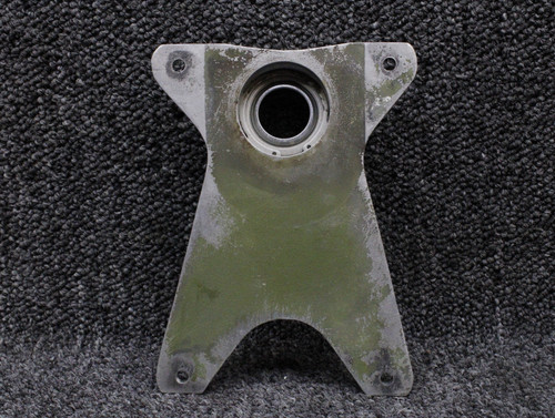67042-012 (Cast: 67043-3) Piper PA-34-200T Main Gear Aft Trunnion Fitting