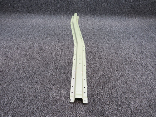 0711671-10 Cessna 182T Stringer RH