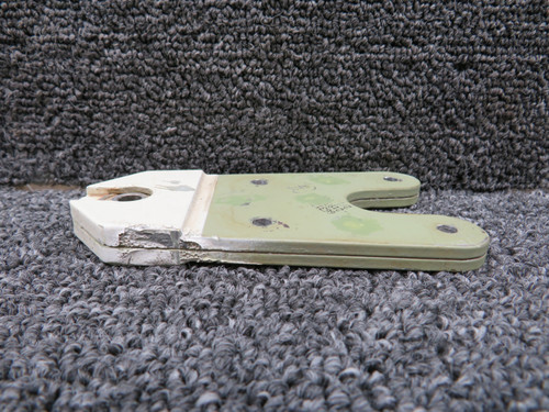 6622093-7 (Use: 66220931-11) Cessna 560XL XLS+ Outboard Hinge Bearing Plate Assy