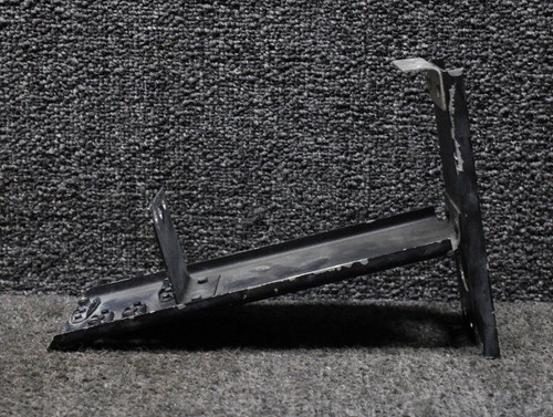 96032-000, 96033-000 Piper PA-34-200T Fuel Selector Valve Bracket and Channel LH