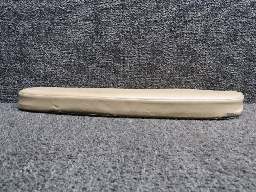 LA53254133 (Use: 2811101-17) Cessna LC41-550FG Cabin Door Armrest LH