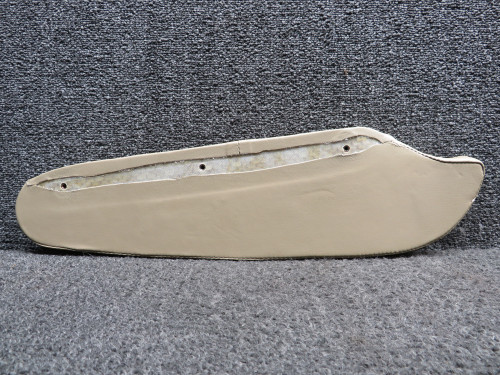 LA53254134 (Use: 2811101-22) Cessna LC41-550FG Cabin Door Armrest RH