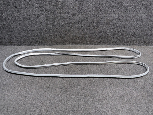 LA52113600-2 (Use: 2811101-18) Cessna LC41-550FG Pneumatic Door Seal RH