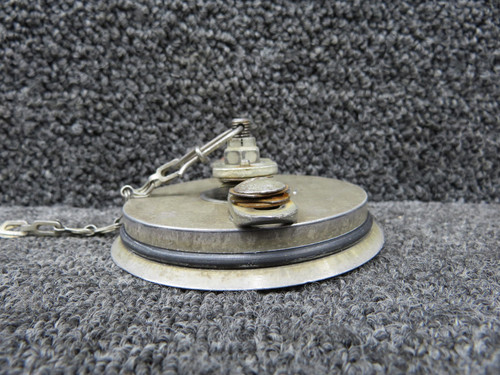 416-25 Shaw Aero Type 1 Fuel Cap with Chain (Size 3)